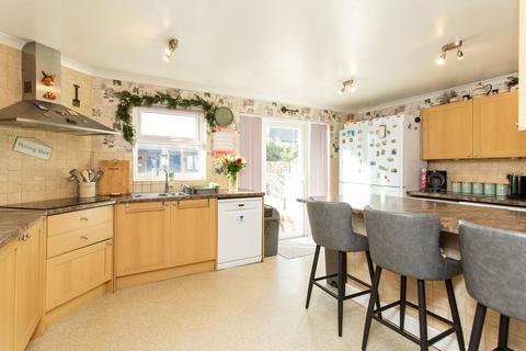 6 bedroom semi-detached house for sale, Grange Road, Ramsgate, CT11