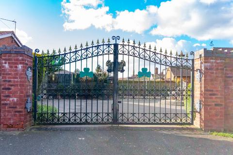 3 bedroom detached bungalow for sale, Cannock Road, Burntwood, WS7