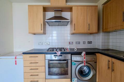 2 bedroom apartment for sale, Hill House, Defence Close, West Thamesmead, SE28