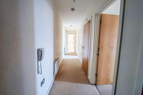 2 bedroom apartment for sale, Hill House, Defence Close, West Thamesmead, SE28