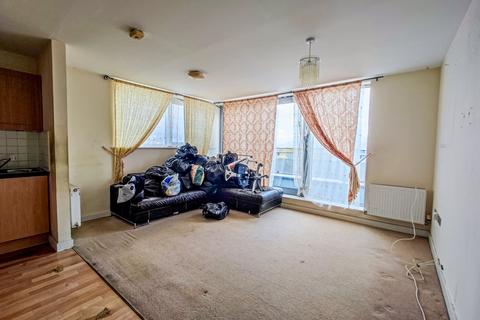 2 bedroom apartment for sale, Hill House, Defence Close, West Thamesmead, SE28