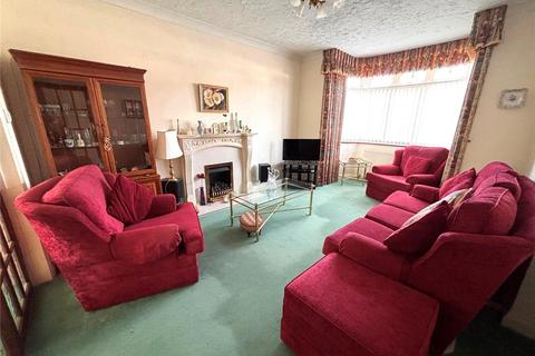 41 Tolworth Gardens, Romford, RM6 5TJ