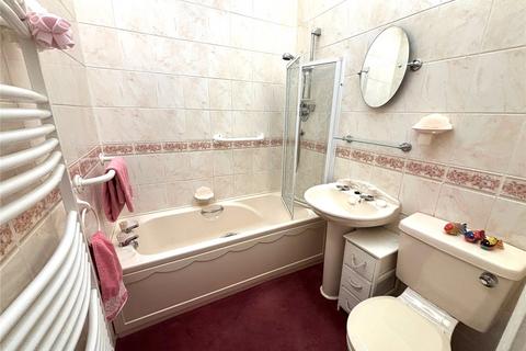 41 Tolworth Gardens, Romford, RM6 5TJ