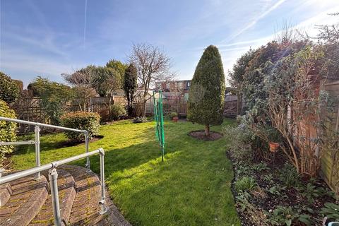 41 Tolworth Gardens, Romford, RM6 5TJ