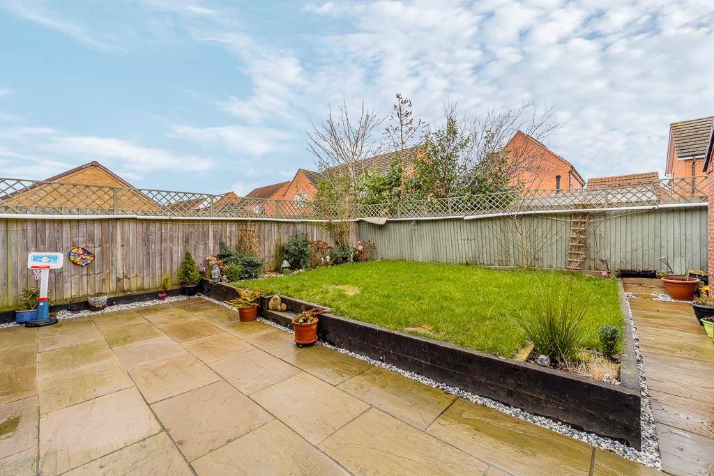 23 Solent Drive (Spalding)-6.jpg