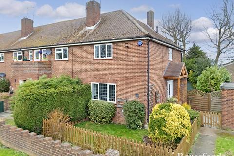 2 bedroom end of terrace house for sale, Hampden Crescent, Warley, CM14