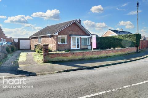 3 bedroom bungalow for sale, South Wootton PE30