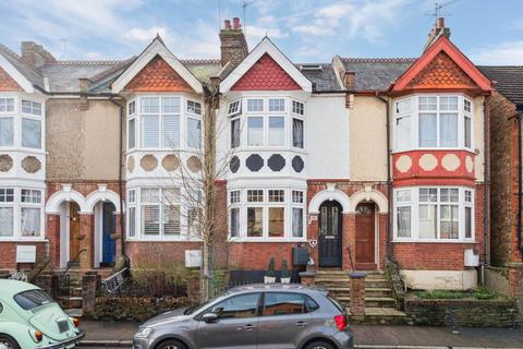 54 King Edward Road, Watford, WD19 4DL