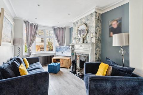 54 King Edward Road, Watford, WD19 4DL