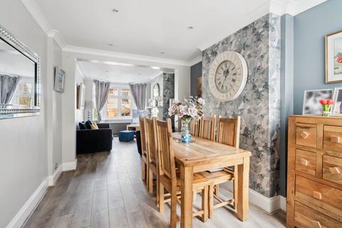 54 King Edward Road, Watford, WD19 4DL