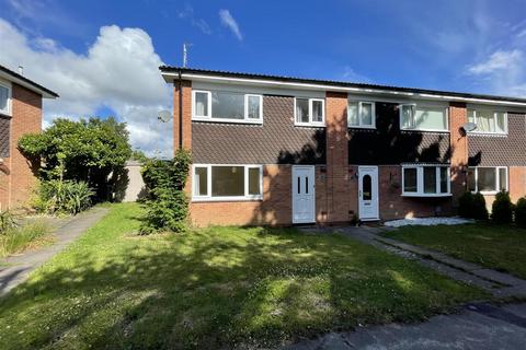 3 bedroom end of terrace house to rent, Whitnash Close, Coventry CV7