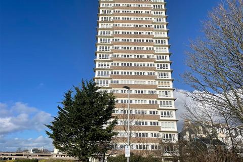 1 bedroom flat to rent, Citadel Road, Plymouth PL1