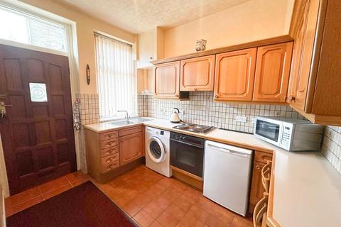 2 bedroom terraced house for sale, North Street, Silsden