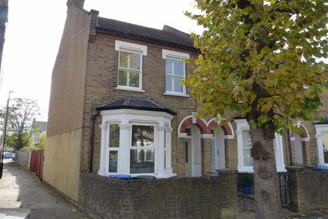 1 bedroom ground floor flat to rent, Halifax Road, Enfield