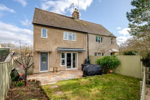 3 bedroom semi-detached house for sale, Meadow End, Fulbrook, Burford, Oxfordshire, OX18