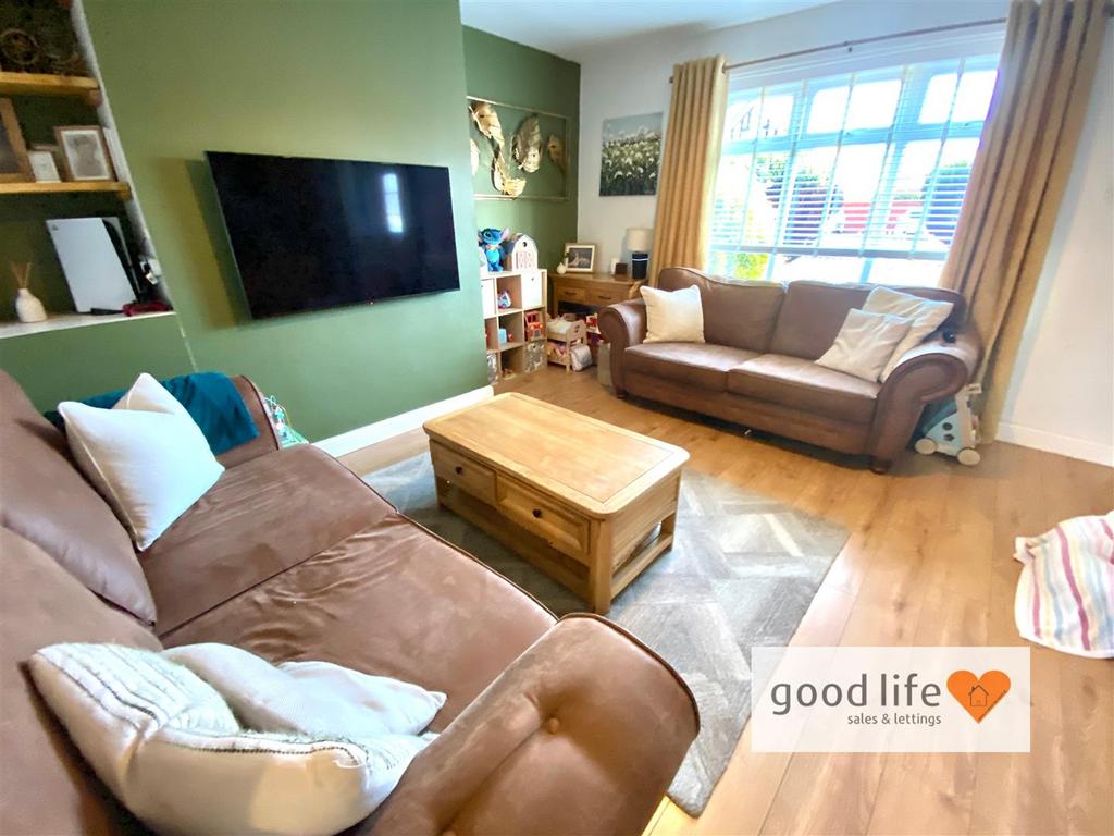 20250225 155635131 i OS158 DURHAMROAD.jpg