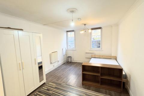 1 bedroom flat to rent, Benwell Road, Holloway Road, N7