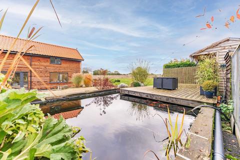 5 bedroom barn conversion for sale, New Buckenham Road, Norwich NR16