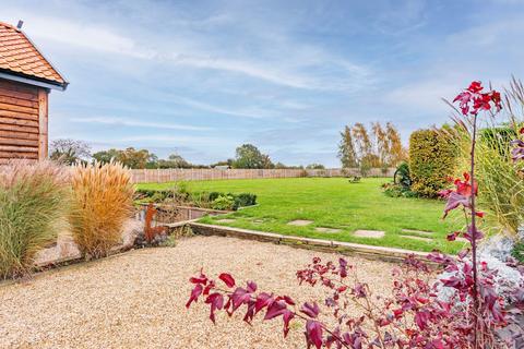 5 bedroom barn conversion for sale, New Buckenham Road, Norwich NR16