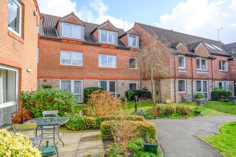 Flat  Bridge Court, WEYBRIDGE, KT13