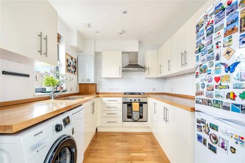 2 bedroom flat for sale, Whitmore Road, London, N1