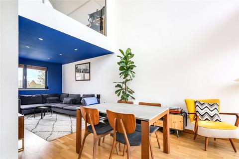 2 bedroom flat for sale, Whitmore Road, London, N1