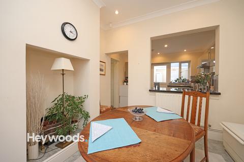 8 Upper Crescent, Stoke-on-trent, ST4 6BP