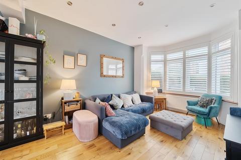 4 bedroom terraced house for sale, Lancaster Road, Willesden, NW10