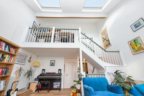 4 bedroom terraced house for sale, Hackney E8