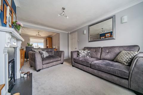 3 bedroom semi-detached house for sale, Sunningdale Drive, Rainham ME8