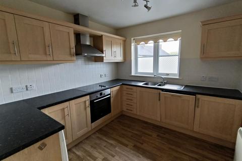 2 bedroom flat to rent, Conwy Terrace, Llanrwst