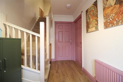 4 bedroom terraced house for sale, Mill Vale, Newcastle Upon Tyne NE15