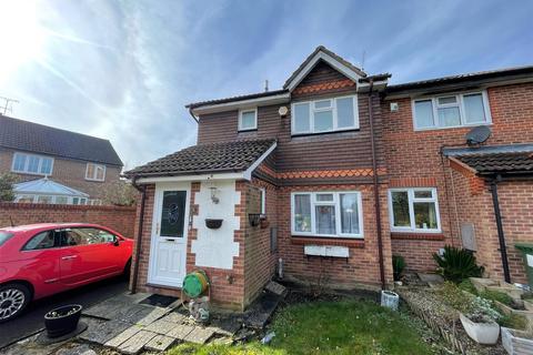 3 bedroom end of terrace house for sale, Joseph Court, Warfield, Bracknell, Berkshire, RG42