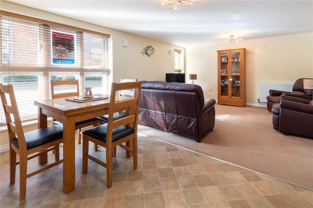 Living/Kitchen