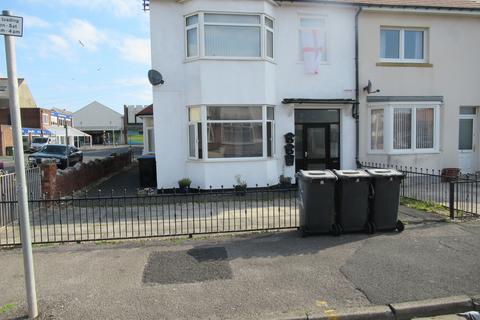 1 bedroom flat to rent, Coronation Road, Thornton-Cleveleys FY5