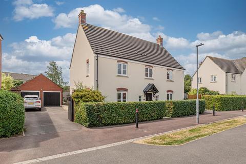 21 Britannia Close, Bowerhill, Melksham, SN12 6WB