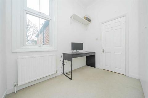 2 bedroom flat for sale, Anson Road, London NW2