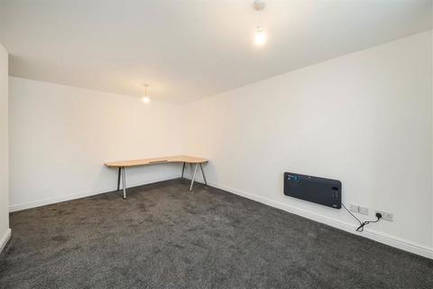1 bedroom flat for sale, Dairyman Close, London NW2