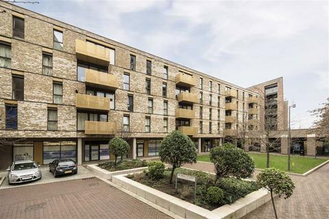 3 bedroom flat for sale, Yeoman Street, London SE8