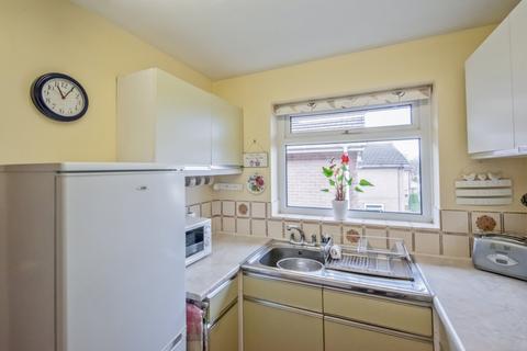 2 bedroom bungalow for sale, Oaklands, Idle, Bradford, BD10