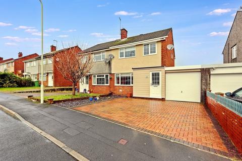 18 Chalvington Close, Beddau, Pontypridd, CF38 2RR