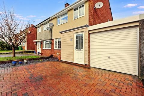 18 Chalvington Close, Beddau, Pontypridd, CF38 2RR
