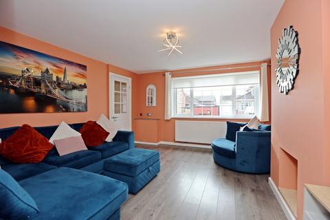 18 Chalvington Close, Beddau, Pontypridd, CF38 2RR