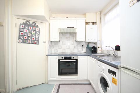 4 bedroom semi-detached house for sale, Hampden Road, Harrow, Middlesex HA3