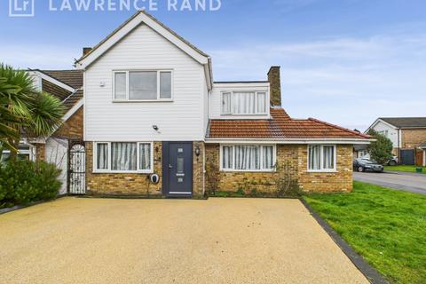 4 bedroom detached house for sale, Fairacres, Ruislip, Middlesex, HA4