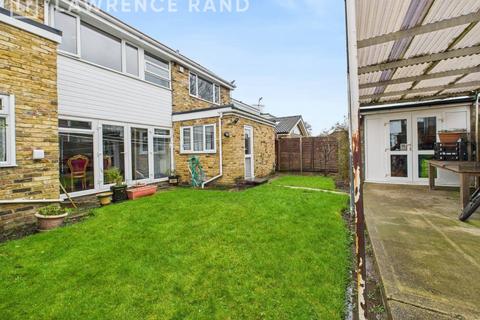 4 bedroom detached house for sale, Fairacres, Ruislip, Middlesex, HA4