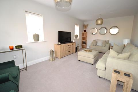 4 bedroom detached house for sale, Pfullmann Street, Aylesbury HP22