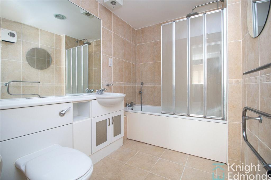 Bedroom 1 En Suite