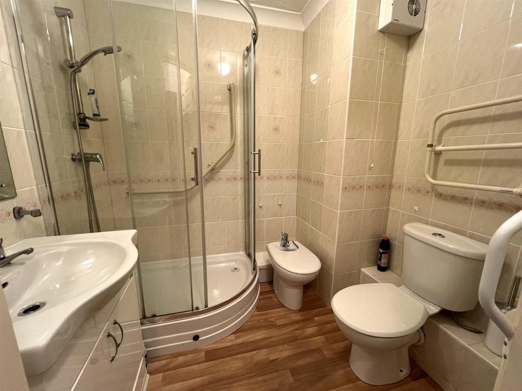 Thumbnail image0 (1).jpg