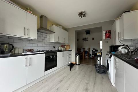 4 bedroom terraced house to rent, Westwood Road, Broadstairs, CT10